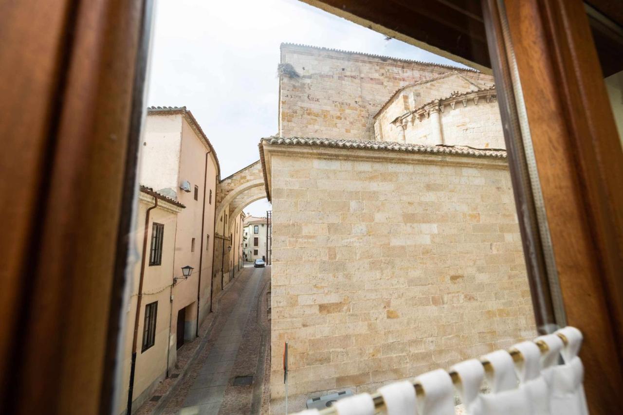Casa Benito Garaje Cantigueo Zamora Esterno foto